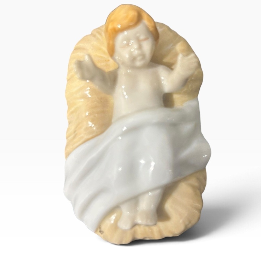 Vintage 1992 Avon Source of Fine Collectibles Baby Jesus Nativity Figurine